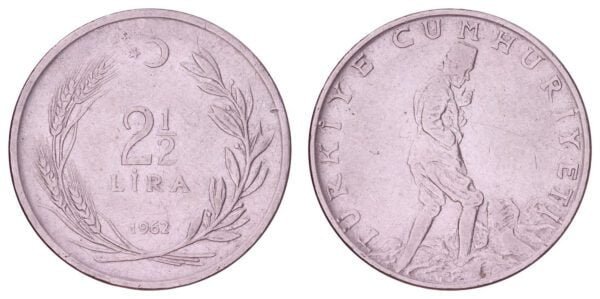 TURKEY 2 1/2 lira 1962 VF