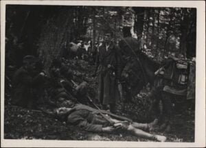 YUGOSLAVIA Group of WWII partisan soldiers with horses / 180 x 130 mm / vintage photo