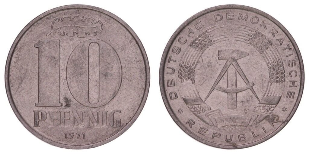 GERMANY East (GDR) 10 pfennig 1971 VF