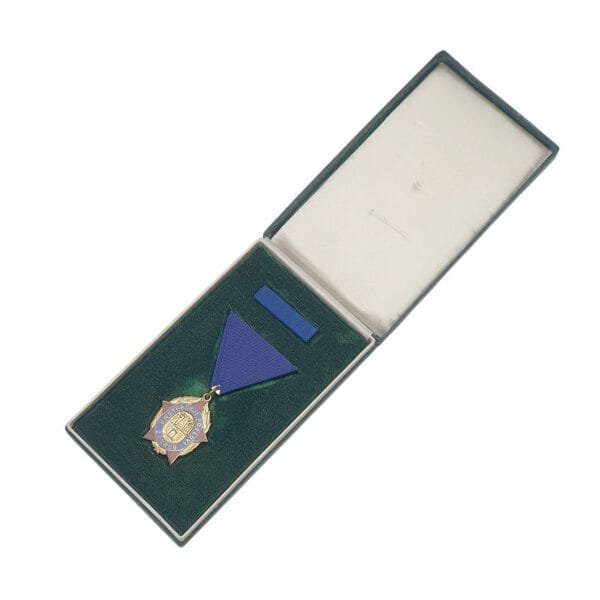 YUGOSLAVIA Croatia / Zagreb Police Department / 10 Years of Service Medal, in case, with ribbon