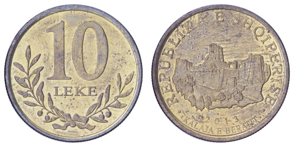 ALBANIA 10 leke 2013 XF