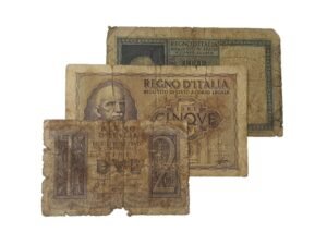 ITALY WWII era low grade / banknotes lot / 3 pcs.