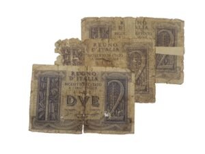 ITALY WWII era low grade / banknotes lot / 3 pcs.