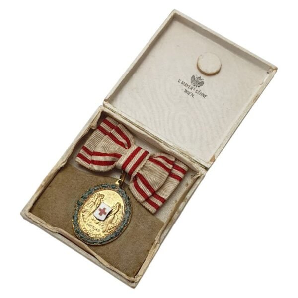 AUSTRIA-HUNGARY Decoration for Services to the Red Cross 1864-1914 Medal