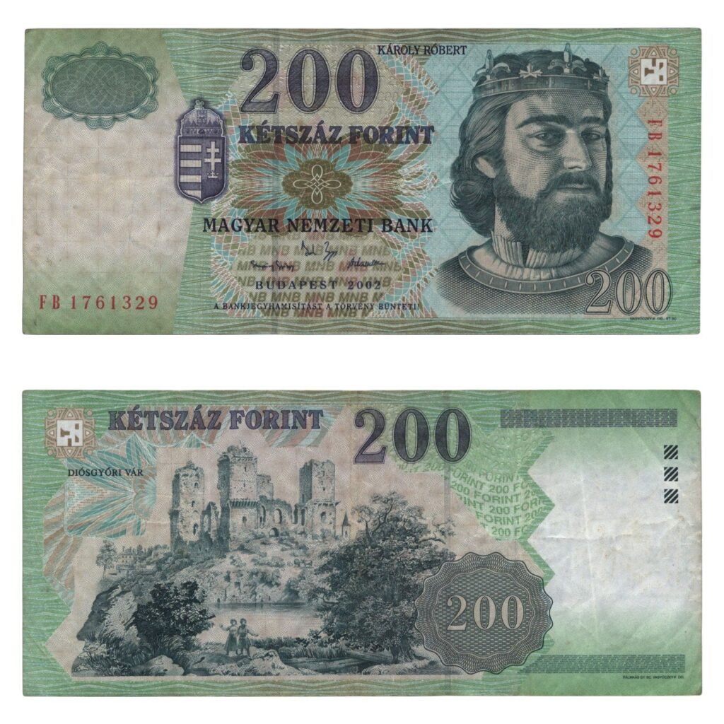 HUNGARY 200 forint 2002 VF