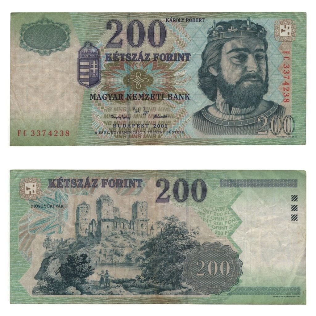 HUNGARY 200 forint 2001 VF