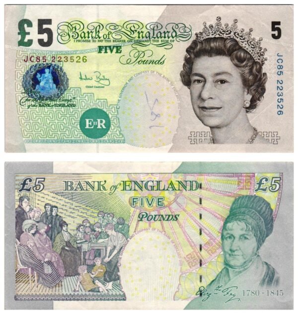 ENGLAND 5 pounds 2002 VF-