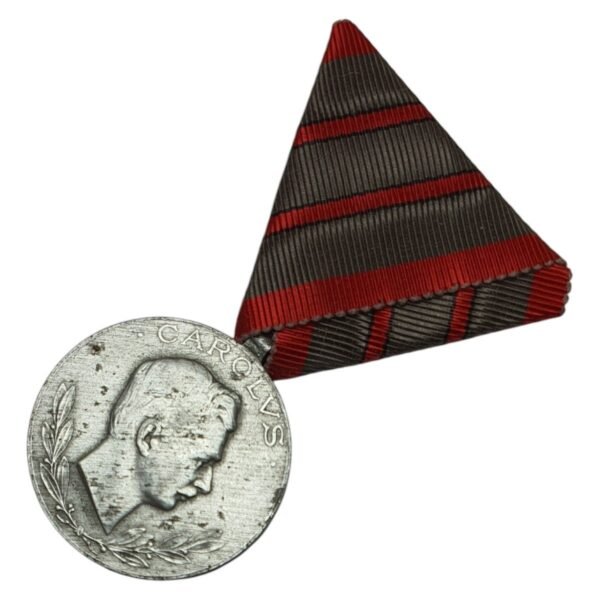 AUSTRIA-HUNGARY Laeso Militi / Wound Military Medal / Two wounds ribbon