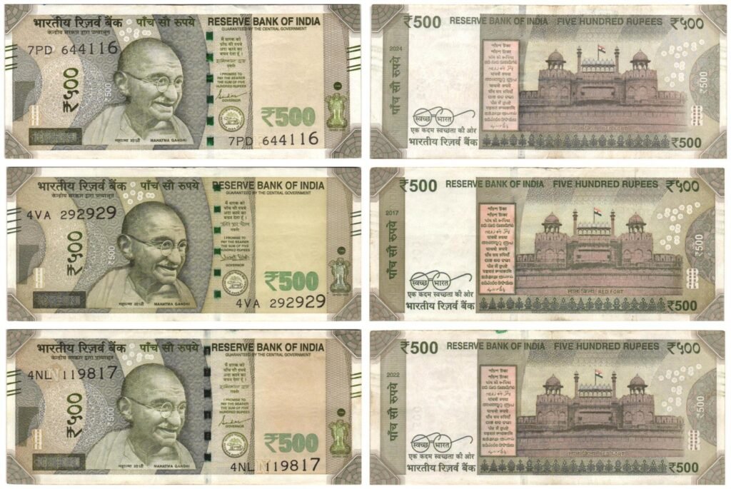 Lote de 3 billetes de 500 rupias de la India de varias fechas.